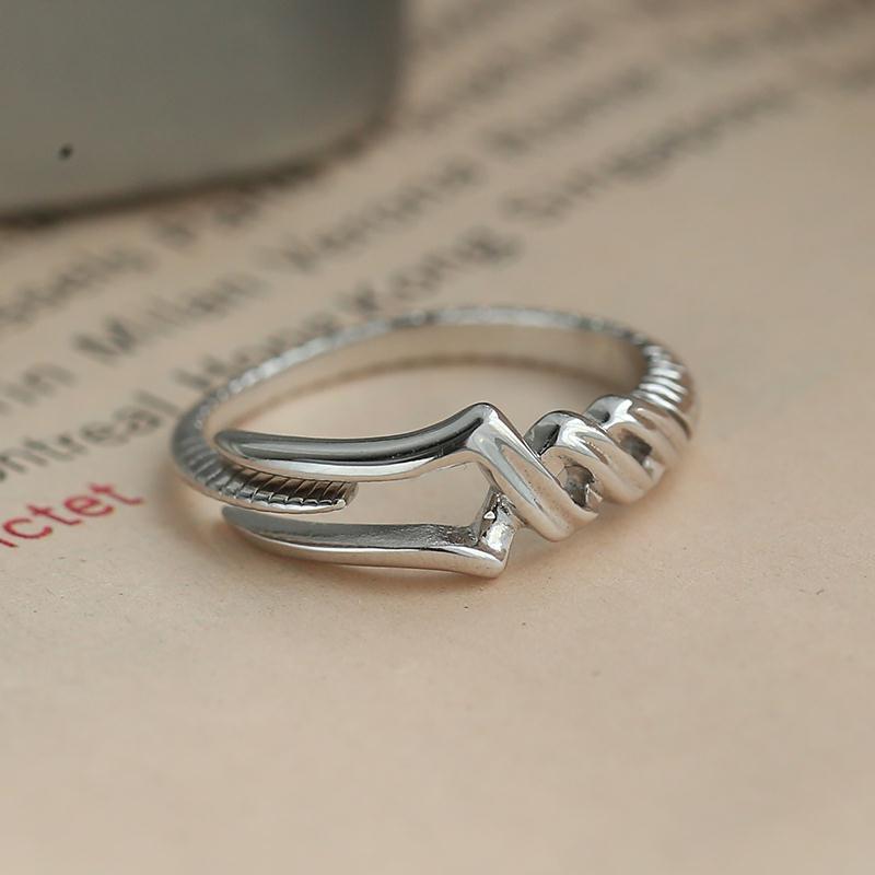 Anillo moderno