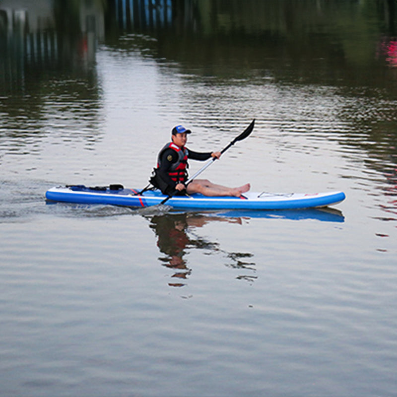 Asiento acolchado ajustable para kayaks